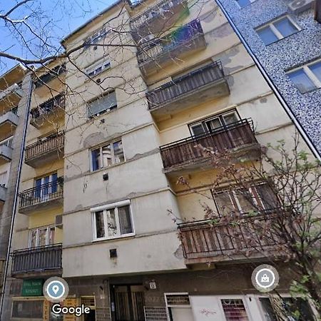 Apartamento Kenyelmes Lakas Jo Helyen Budapest Exterior foto